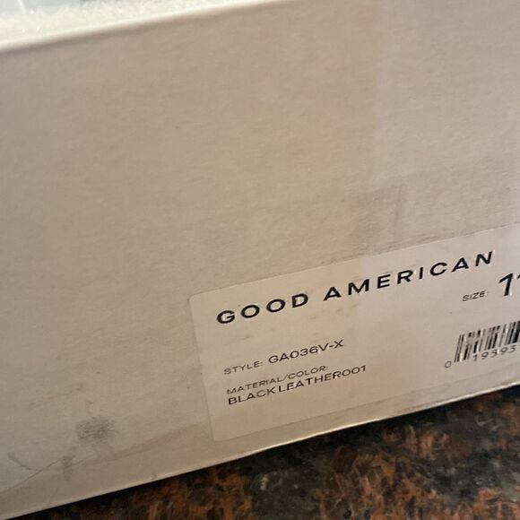 New in Box Good American Pull on Combat Chelsea Boots Size 11 - Picture 12 of 13